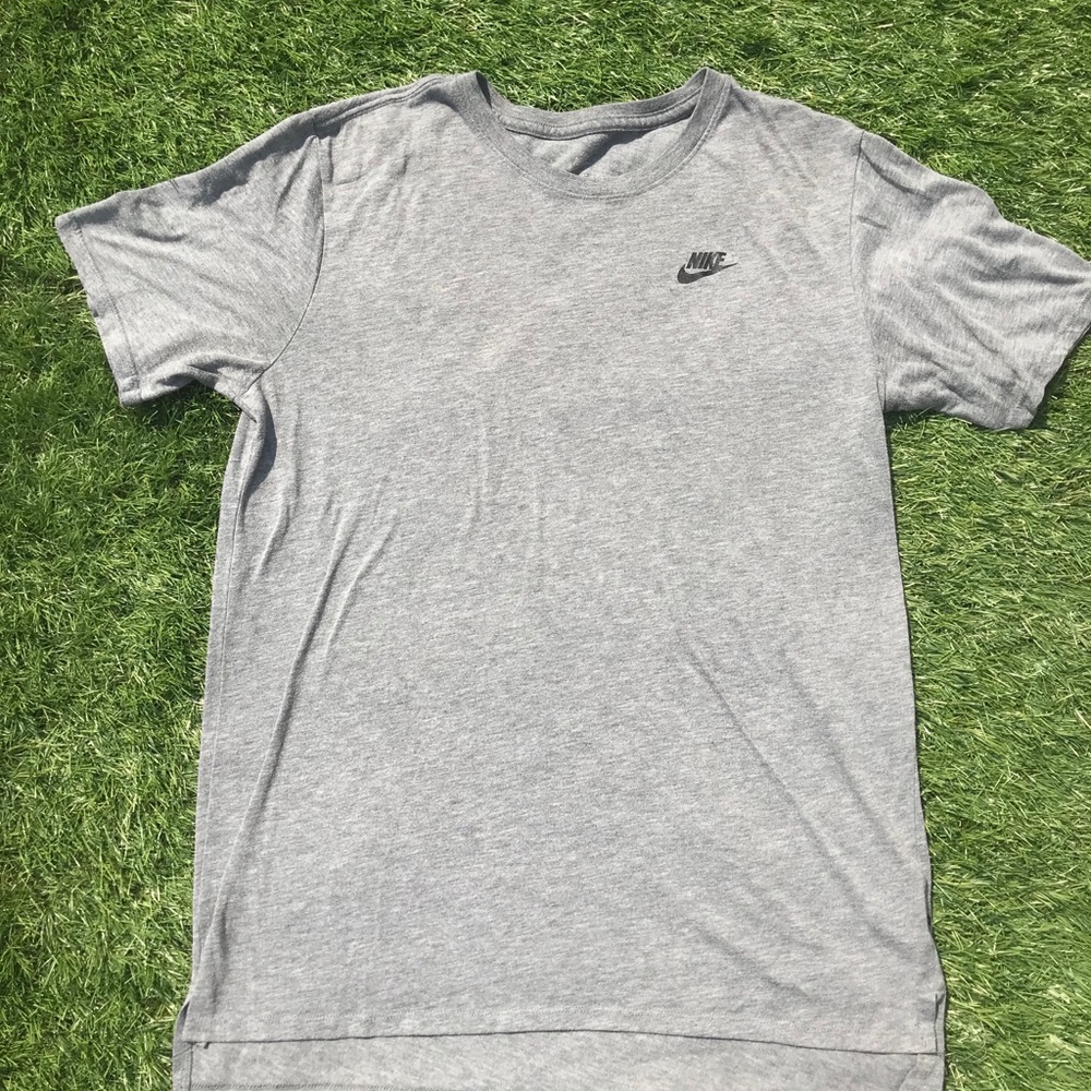 Men’s Nike dri fit tee